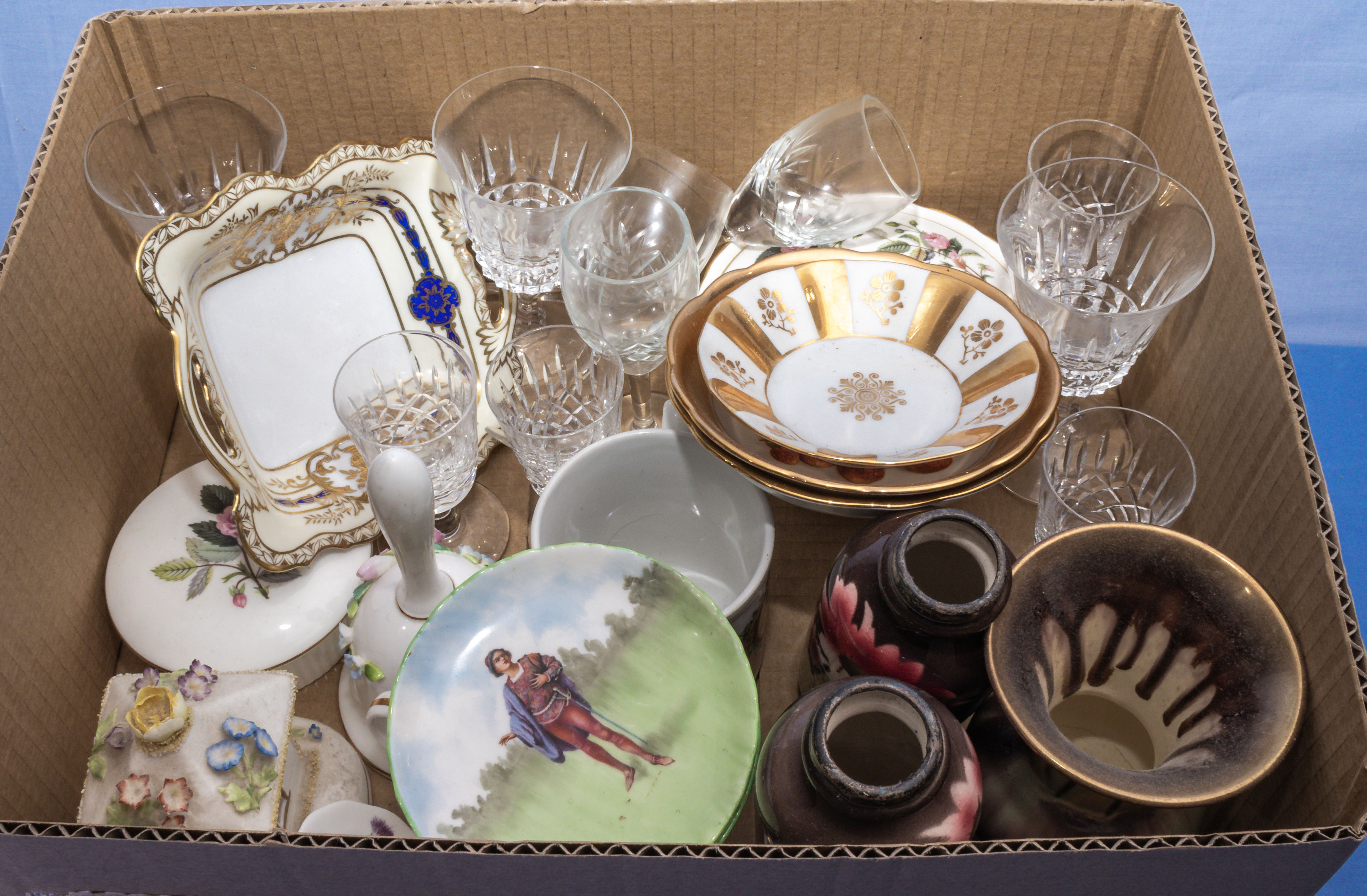 A box of assorted ceramics