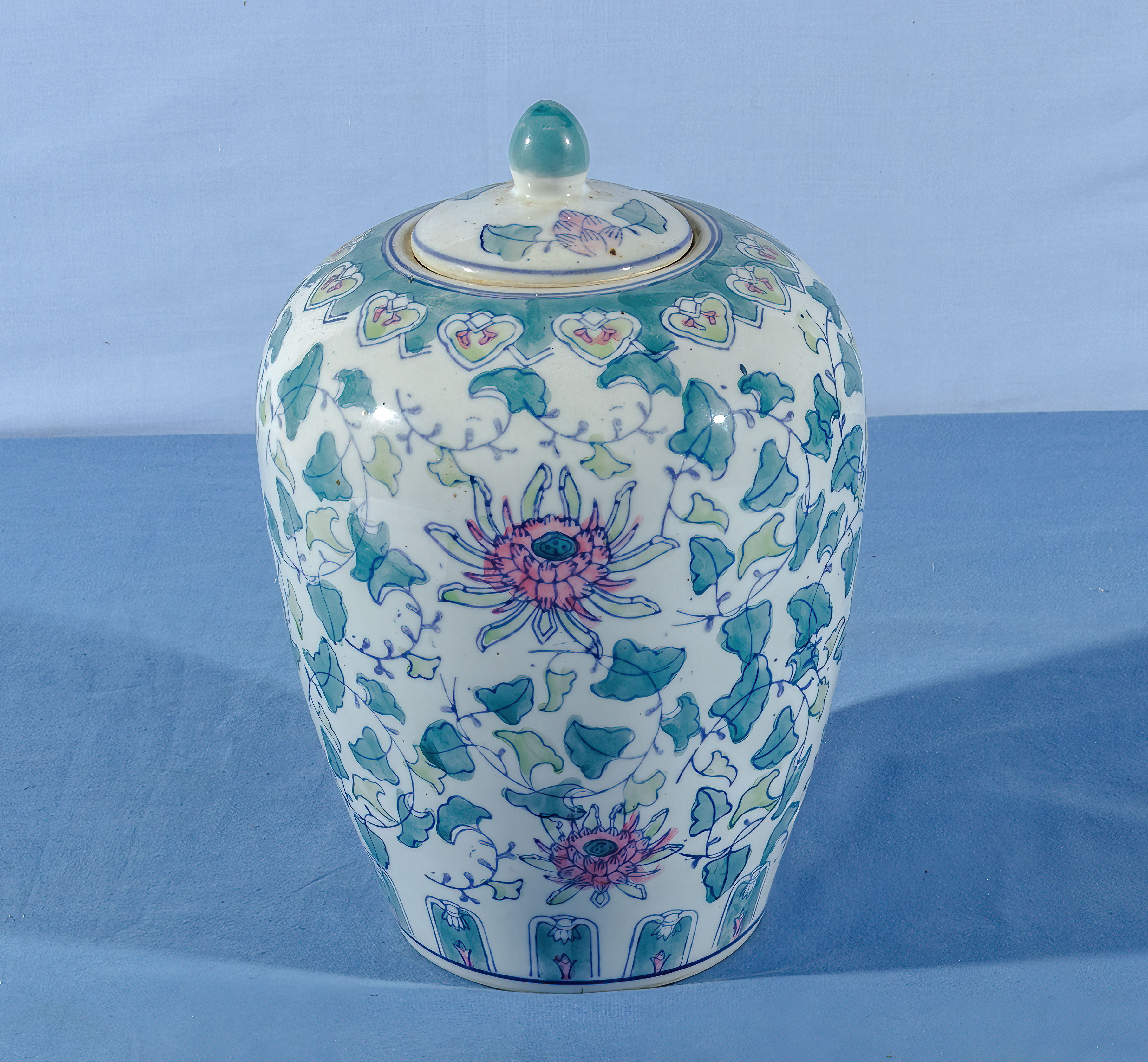 Chinese style ginger jar 23cm tall