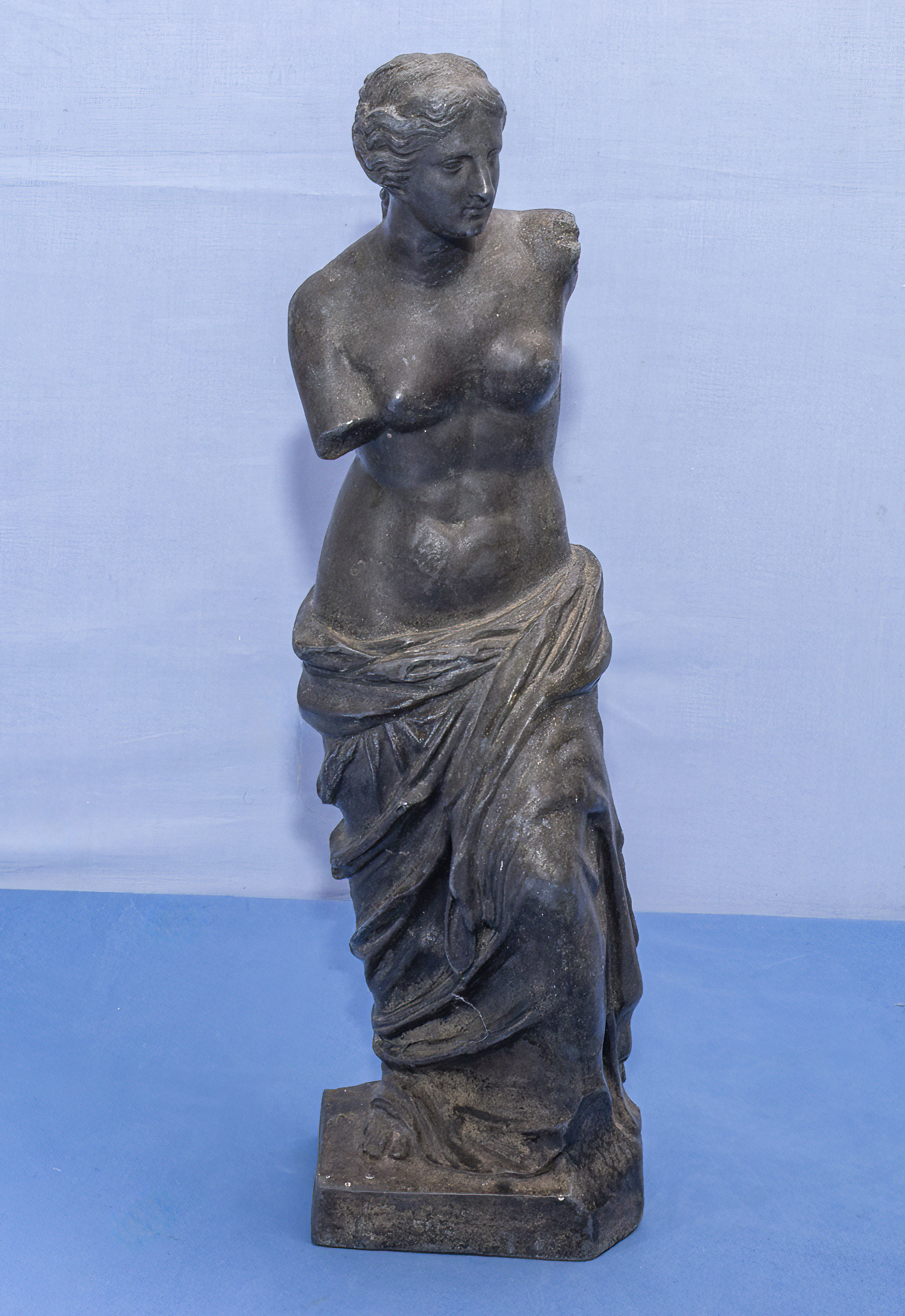 Spelter figure of Venus de Milo 42cm tall
