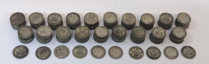 British coins - a quantity of 200 pre-1947 mixed George V and George VI shillings, various dates