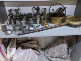 A mixed lot of metalware to include pewter mugs and two Buckingham Pewter military figures, 19th