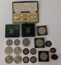 Collectables to include commemorative, Victorian and later coins and dress shirt set Location: