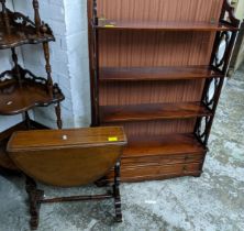 Late Victorian mahogany Sutherland table of small proportions on ceramic casters, 53x52x145 when