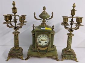 An Edwardian green onyx mantle clock with applied gilt metal mounts and engraved plaque, Samuel