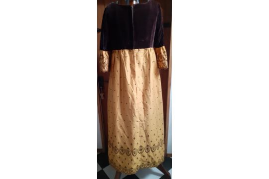 Three 1970's dresses comprising a Quad mustard yellow silk effect and brown velvet evening dress - Image 9 of 18