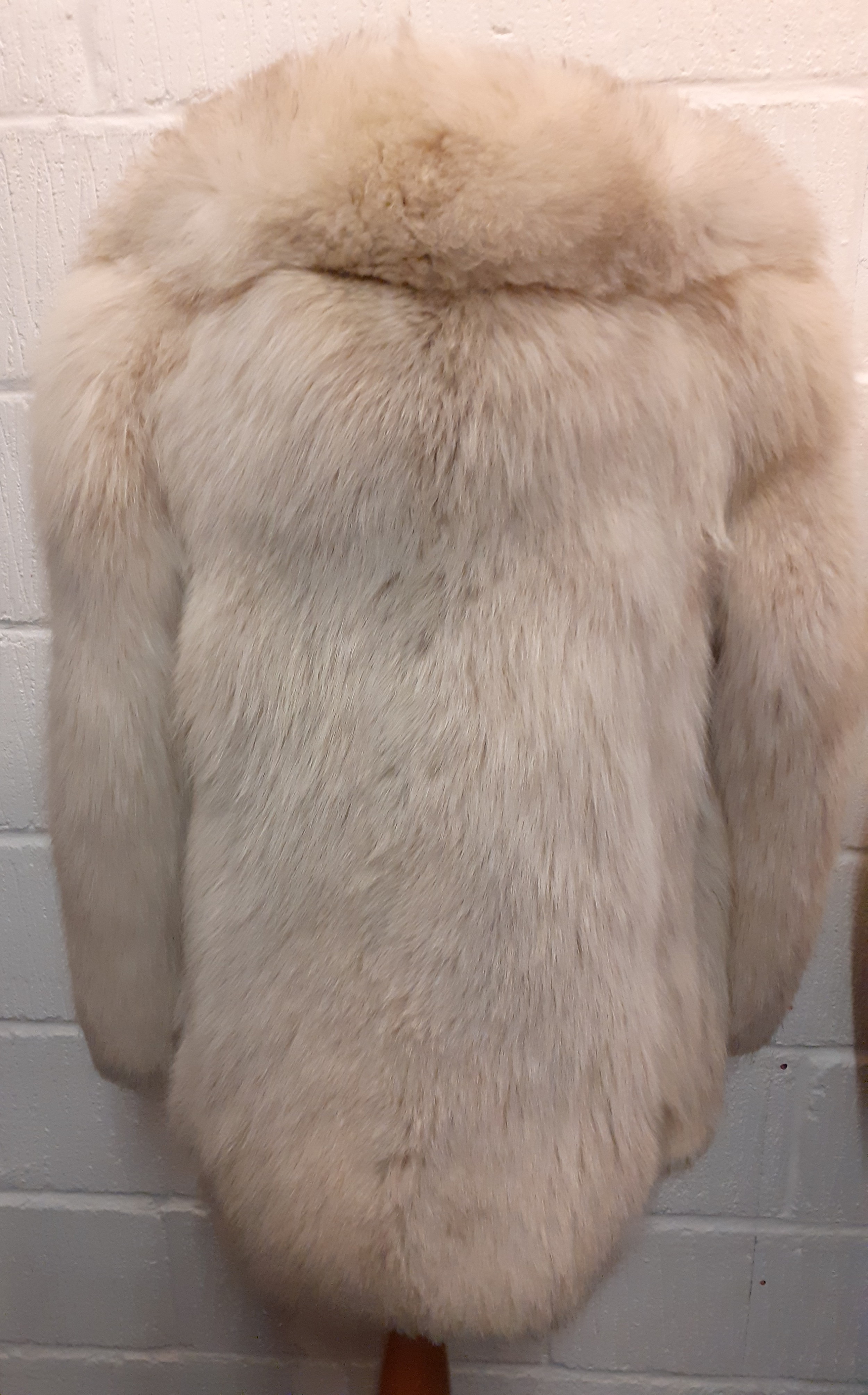 A late 20th Century arctic fox jacket having a shawl collar and a brown satin lining, approx 38" - Image 3 of 4