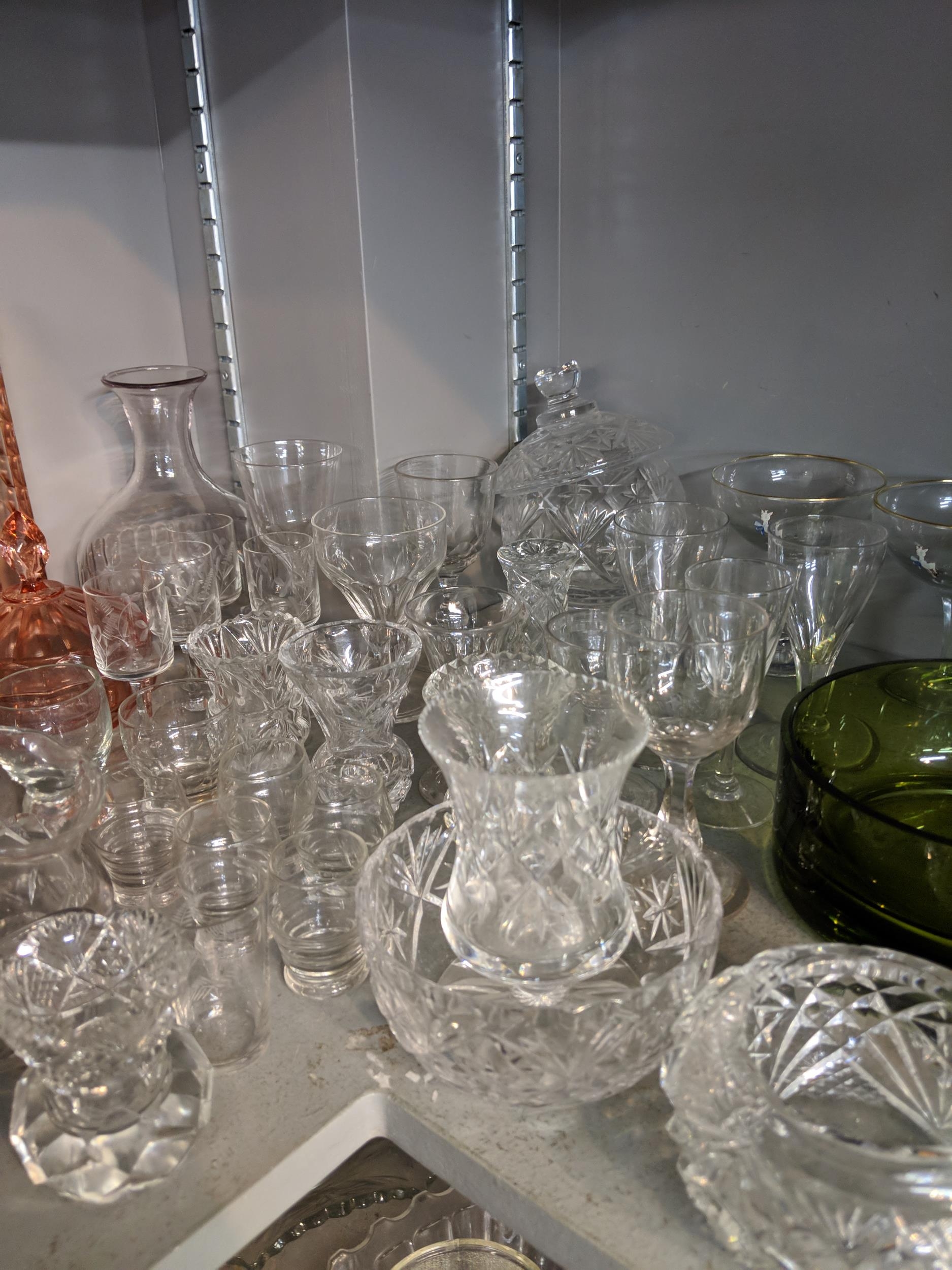 A large quantity of glassware to include domestic glasses, bowls, decanters and other items - Image 4 of 9