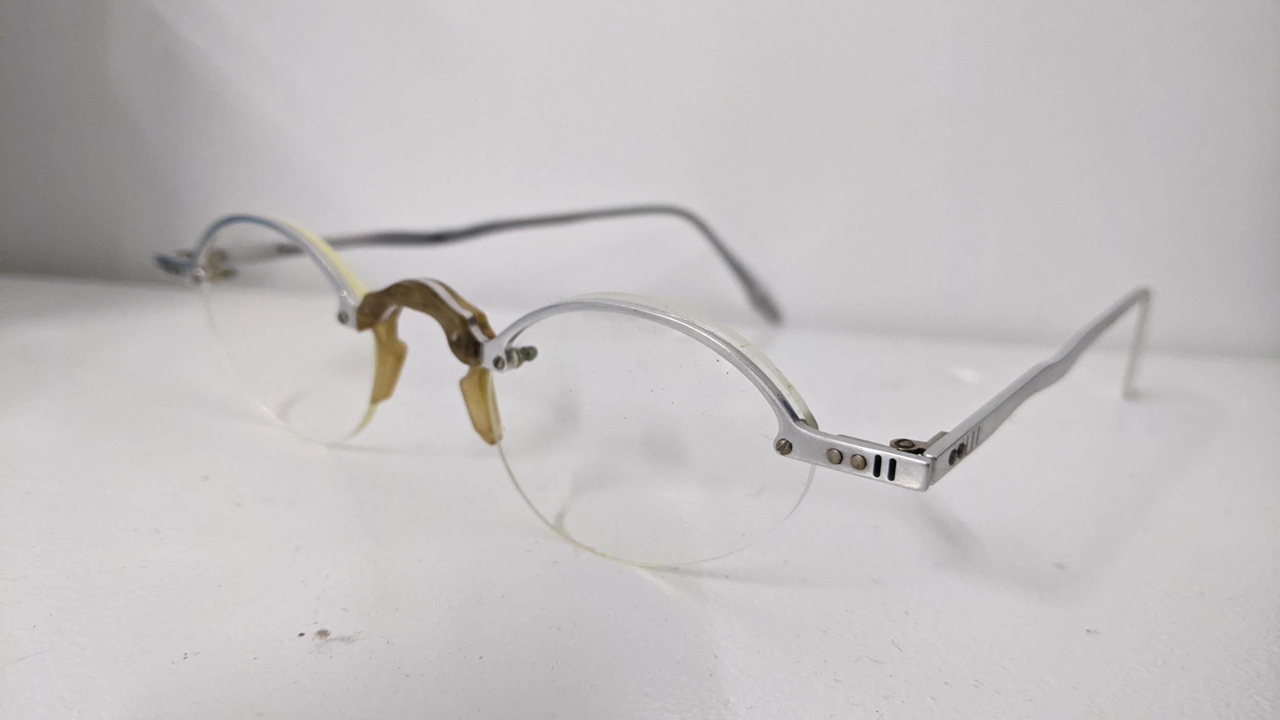 A pair of vintage trench Oscar Esteves glasses Location: