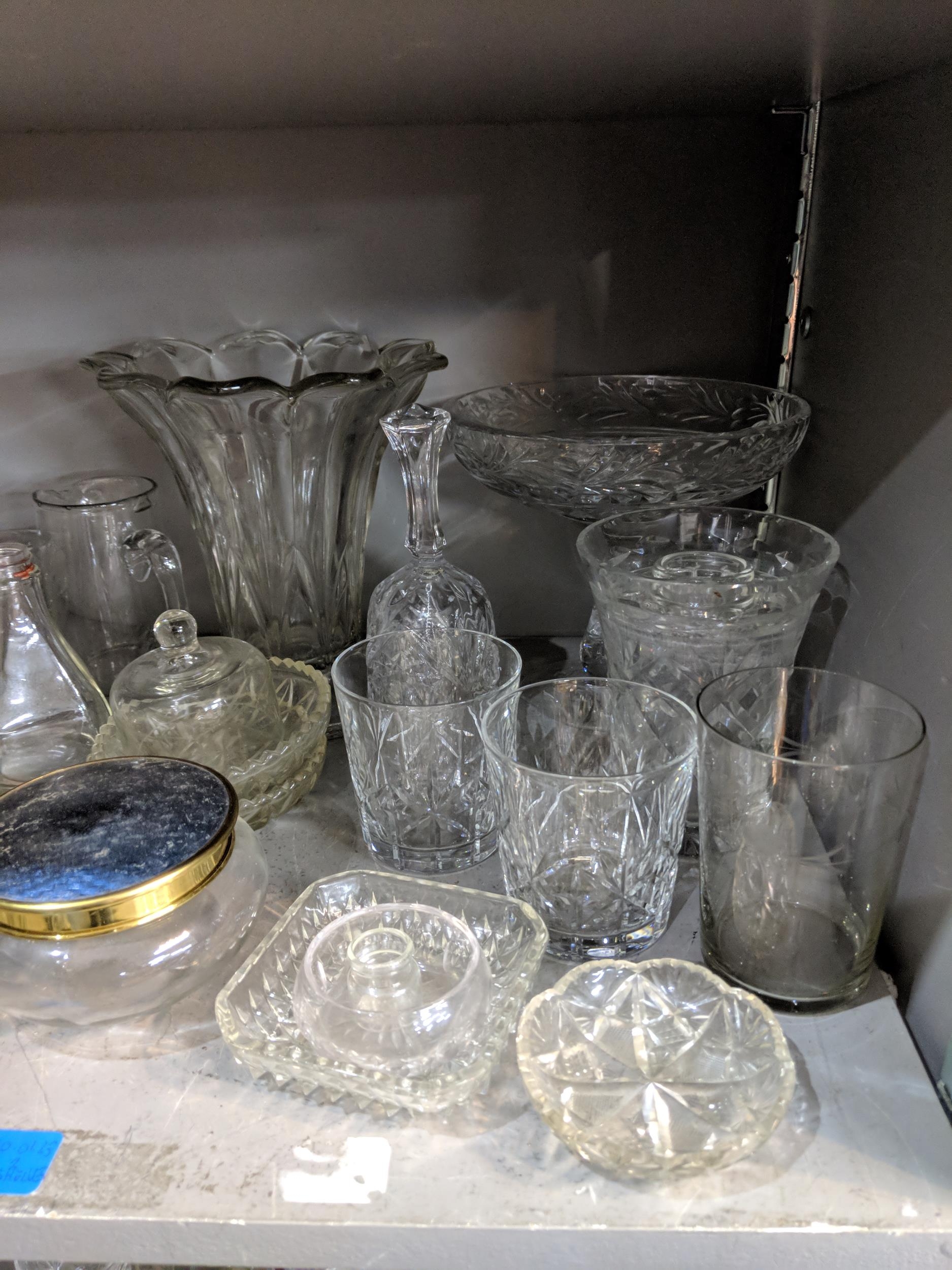 A large quantity of glassware to include domestic glasses, bowls, decanters and other items - Image 7 of 9