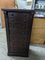 Victorian mahogany veneered Wellington chest, seven graduated drawers with bun shaped handles on