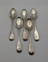 Five fiddle pattern teaspoons, total weight 104.2g Location: