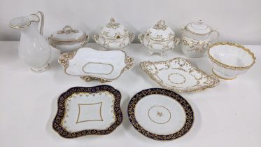 A mixed lot of 19th century and later porcelain to include a Chamberlain Worcester dish, Copeland