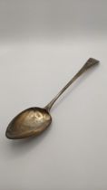 A Georgian silver basting spoon, 110.4g Location: