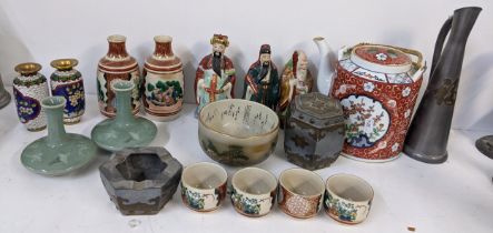 A mixed lot of Oriental items to include a Chinese teapot, pair of cloisonne vases and other items