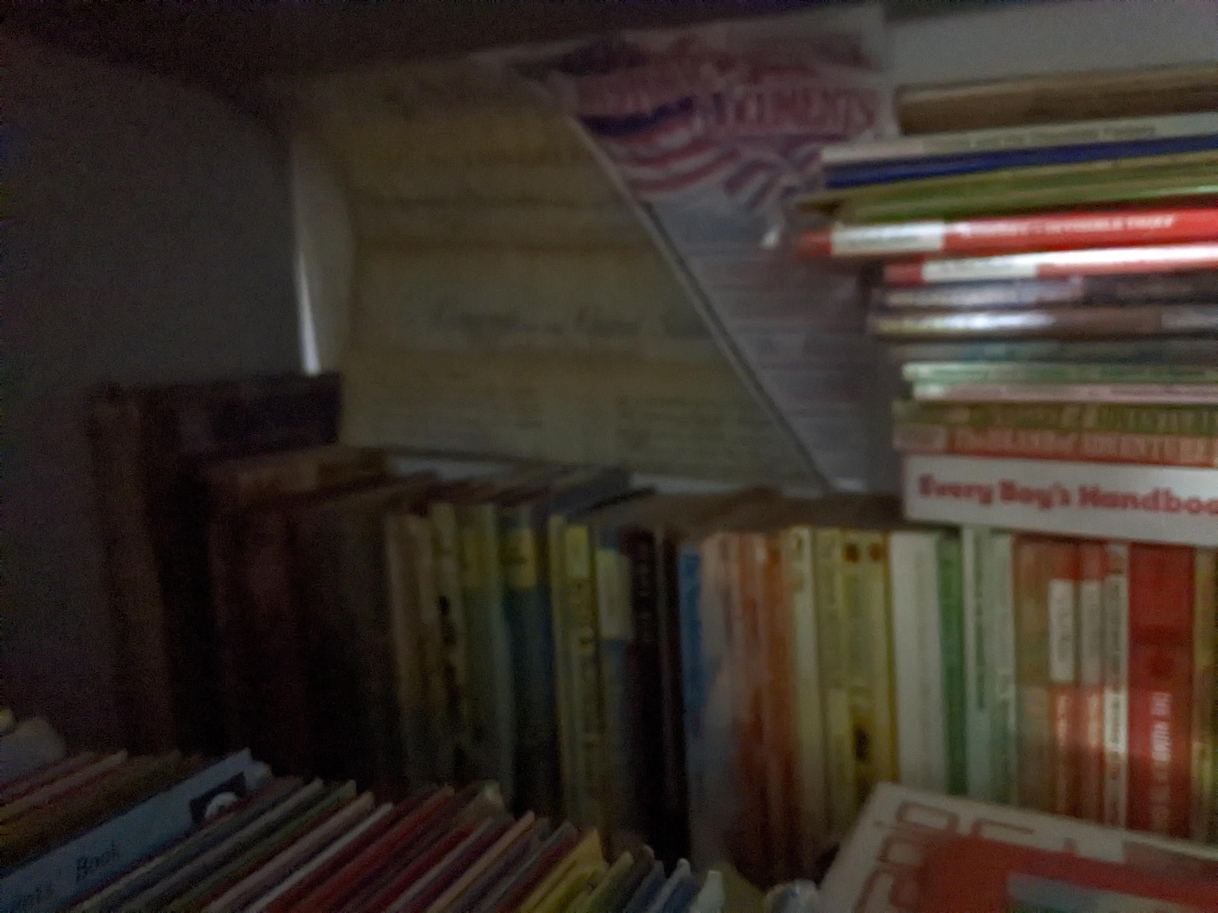 A quantity of children's books, annuals, comics, magazines and other items to include Enid Blyton, - Image 3 of 5