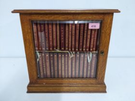 A set of the 'non sans droit' The Temple Shakespeare collection of books circa 1897, 40 volumes,