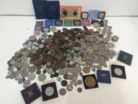 Mixed Coins - A large collection of British and world coins to include Victorian and later