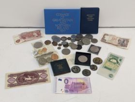 Mixed Coins - A collection of mixed world coins and banknotes to include, 1977 UK Circulation Set,