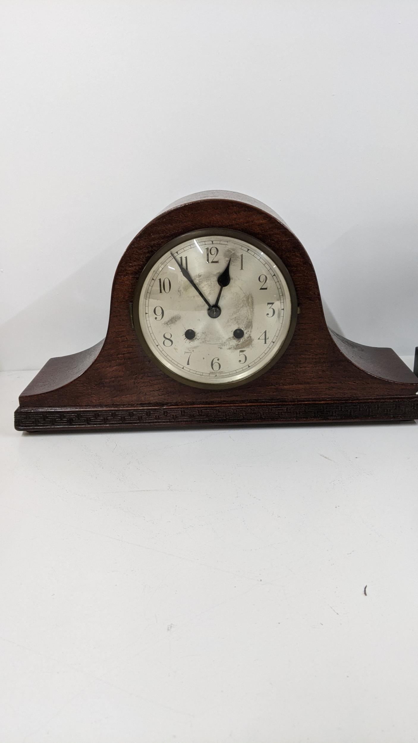 Two early 20th clocks to include a black slate marble mantle clock and one other, Location: - Image 6 of 10