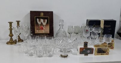 A mixed lot to include mostly crystal cut drinking glasses to include Waterford and others, along