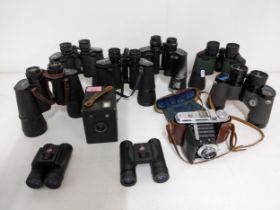 A selection of binoculars and vintage film cameras to include Taseo Swift Saratoga MKII Tohyo