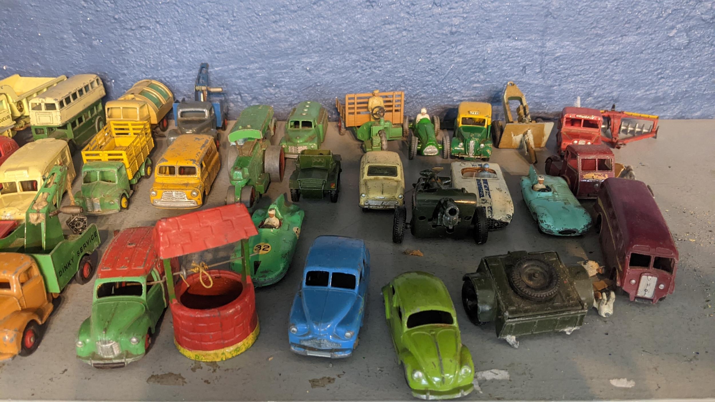 A quantity of loose Dinky toys, to include; a Euclid Rear Dump Truck (965) two Commer Dinky - Image 3 of 4