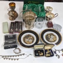 A mixed lot to include white metal jewellery, cuff links and others, a silver plated ice bucket