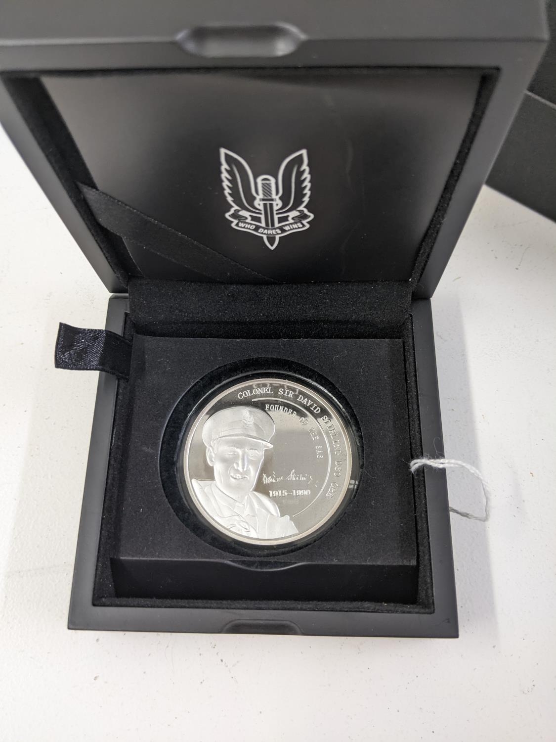 SAS (Special Air Service) - A 2oz .999 sterling silver commemorative medal commemorating Colonel Sir - Image 2 of 2