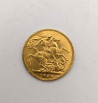 United Kingdom - George V (1910-1936), Sovereign, dated 1925, London Mint,