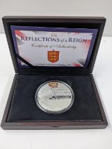 United kingdom - Elizabeth II (1952-2022), 2015, ' Reflections of a reign' Guernsey silver 5oz proof