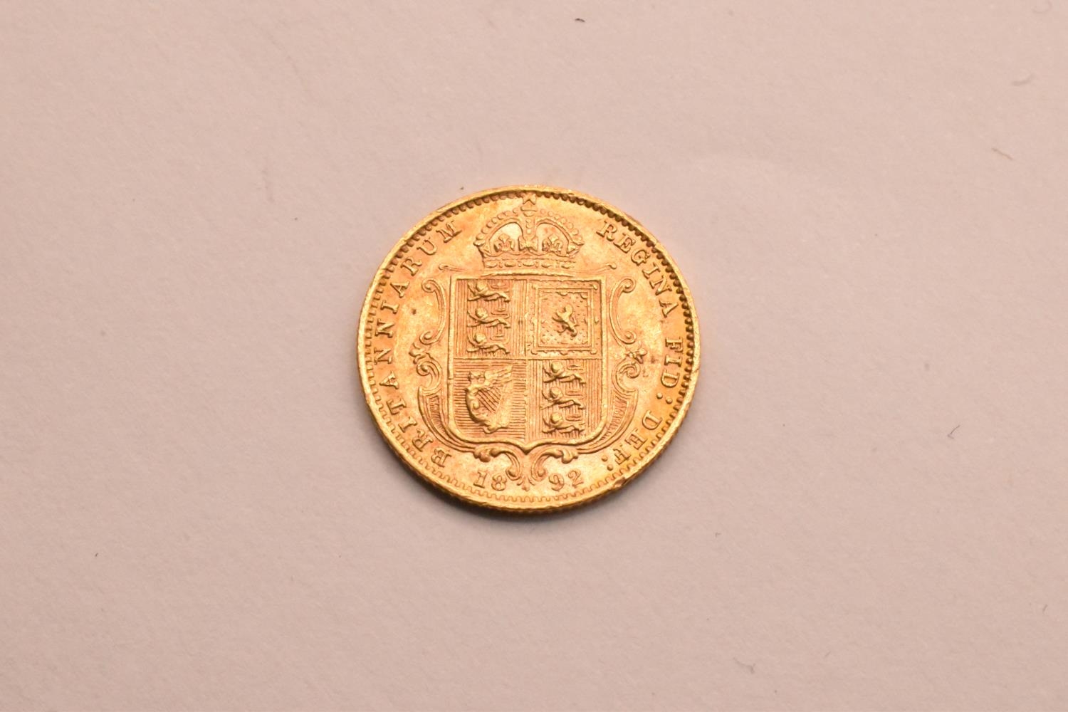 United Kingdom - Victoria (1837-1901), 'Shield Back' Half Sovereign, dated 1992