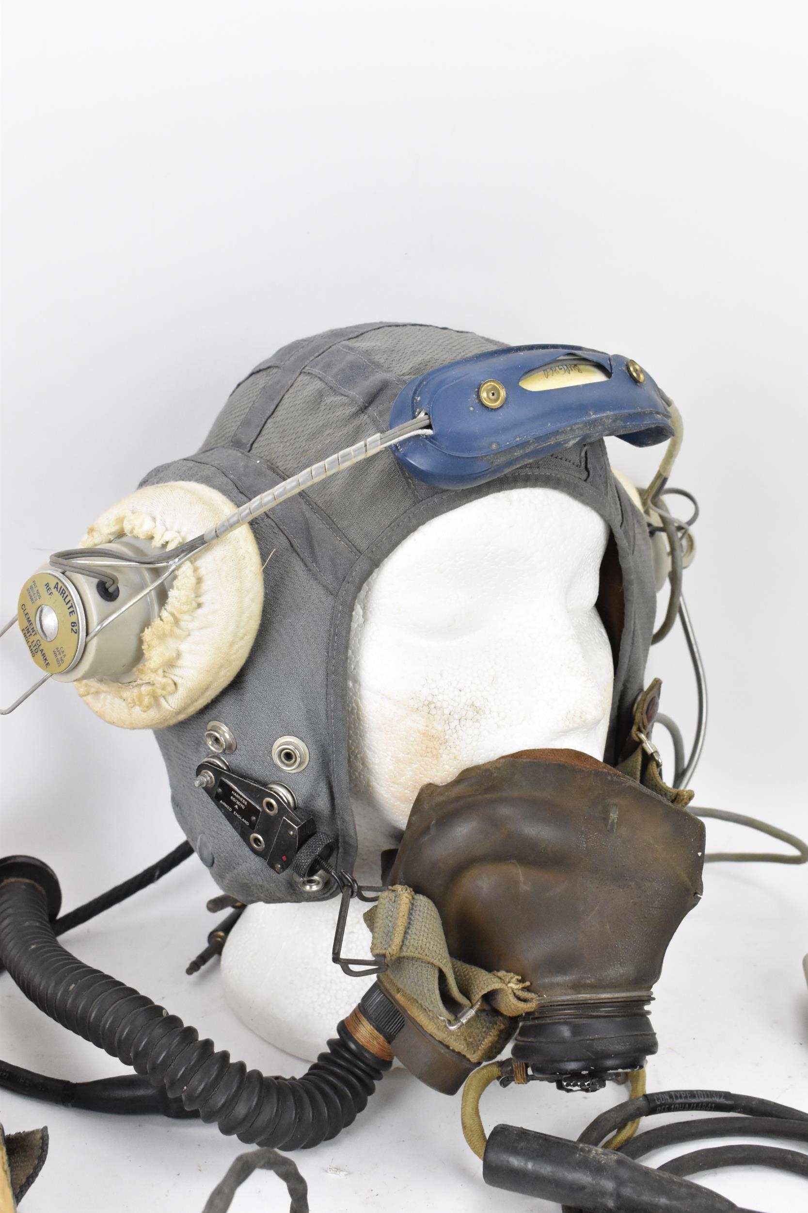A 1960s RAF summer weight flying helmet, size 2 with tailors label stamped 22c/1729 and war - Image 3 of 5