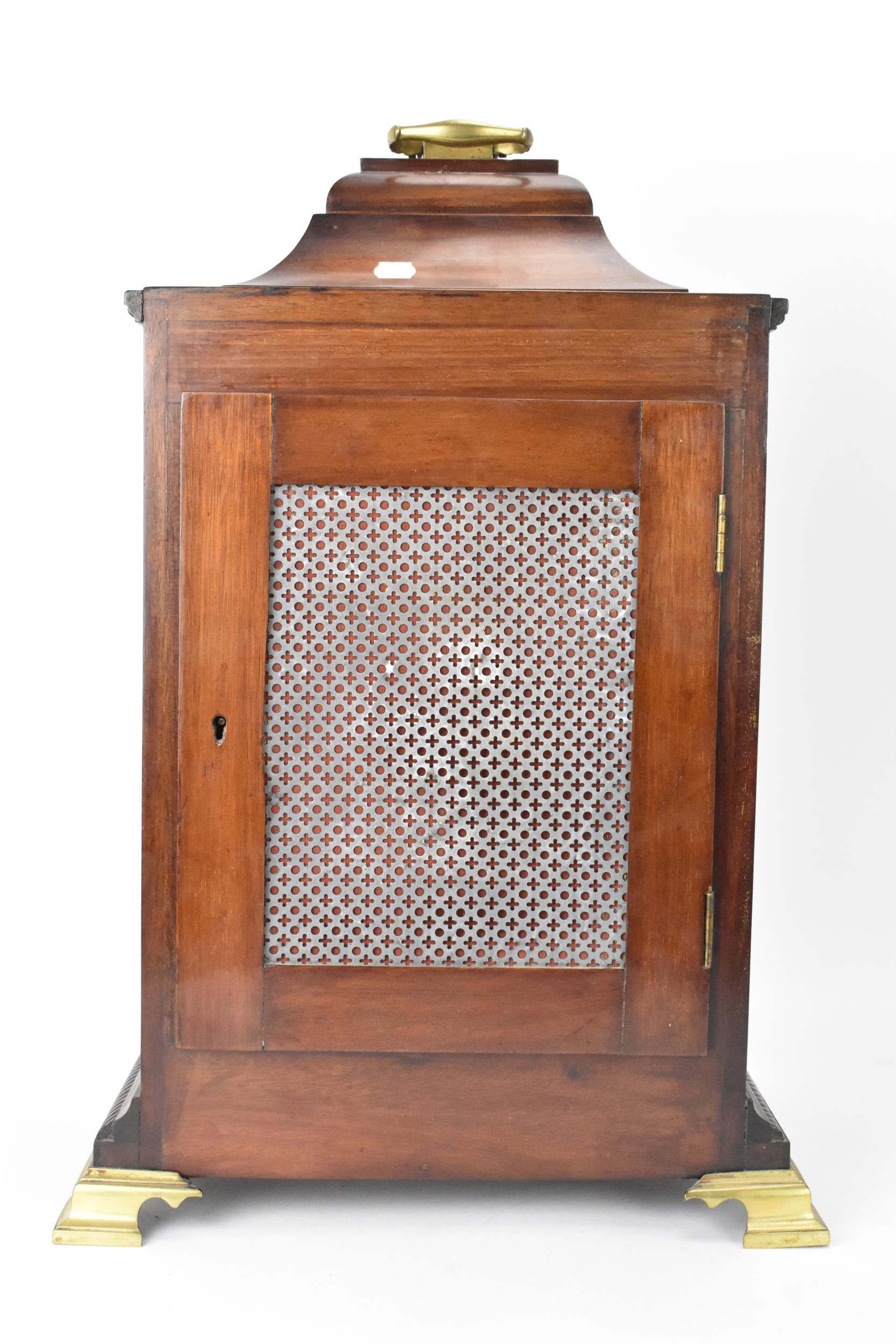 A late 19th/early 20th century mahogany 8 day mantle clock, the case having an inverted bell top - Image 6 of 7