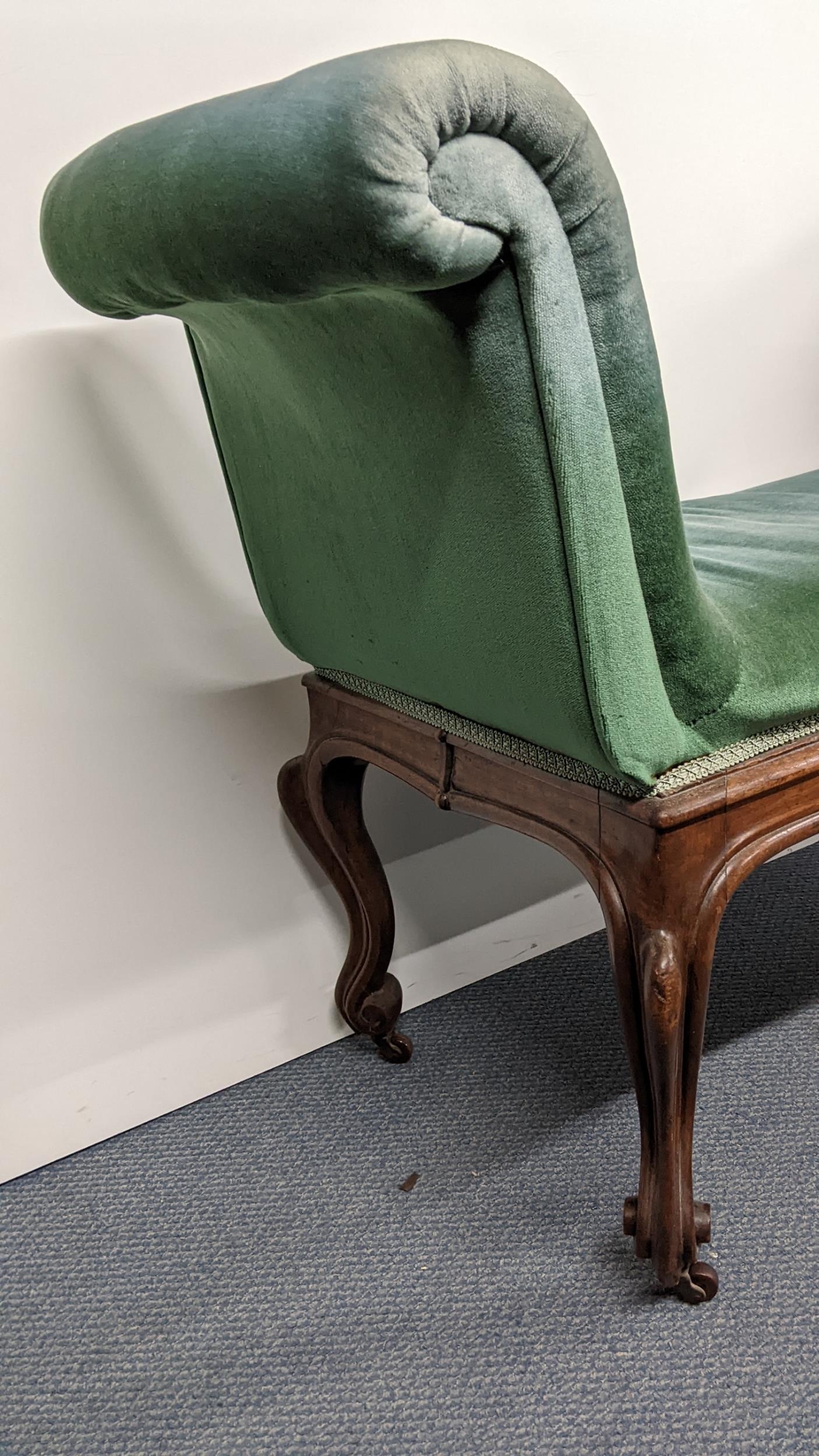 A 19th century French walnut window seat having padded scroll ends, cabriole legs with carved scroll - Image 5 of 8