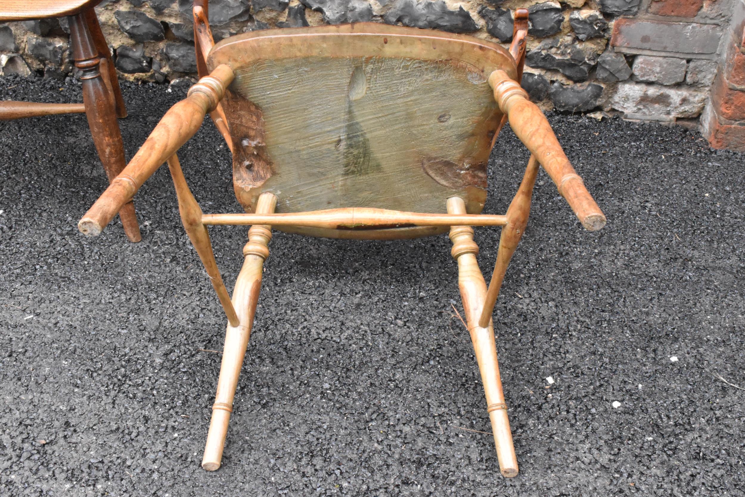 A pair of 19th century elm and ash Windsor carver dining chairs, having spindle hoop shaped backs, - Image 6 of 11