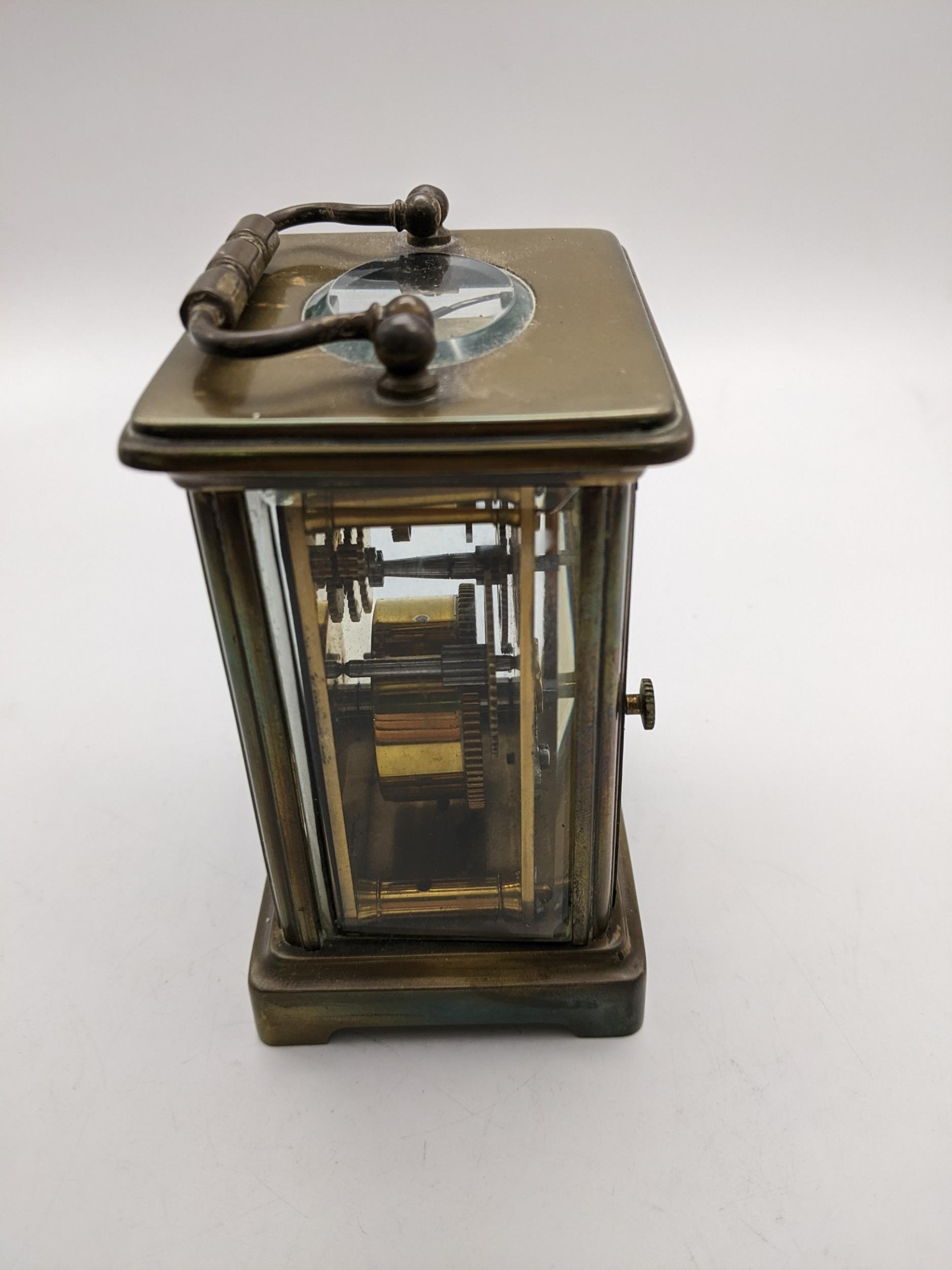 An early 20th century brass cased carriage clock Location: 5.2 - Image 3 of 10