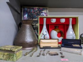 A mixed lot to include a Victorian copper gallon jug, boxed Japanese ceramic snake set two Parker 51