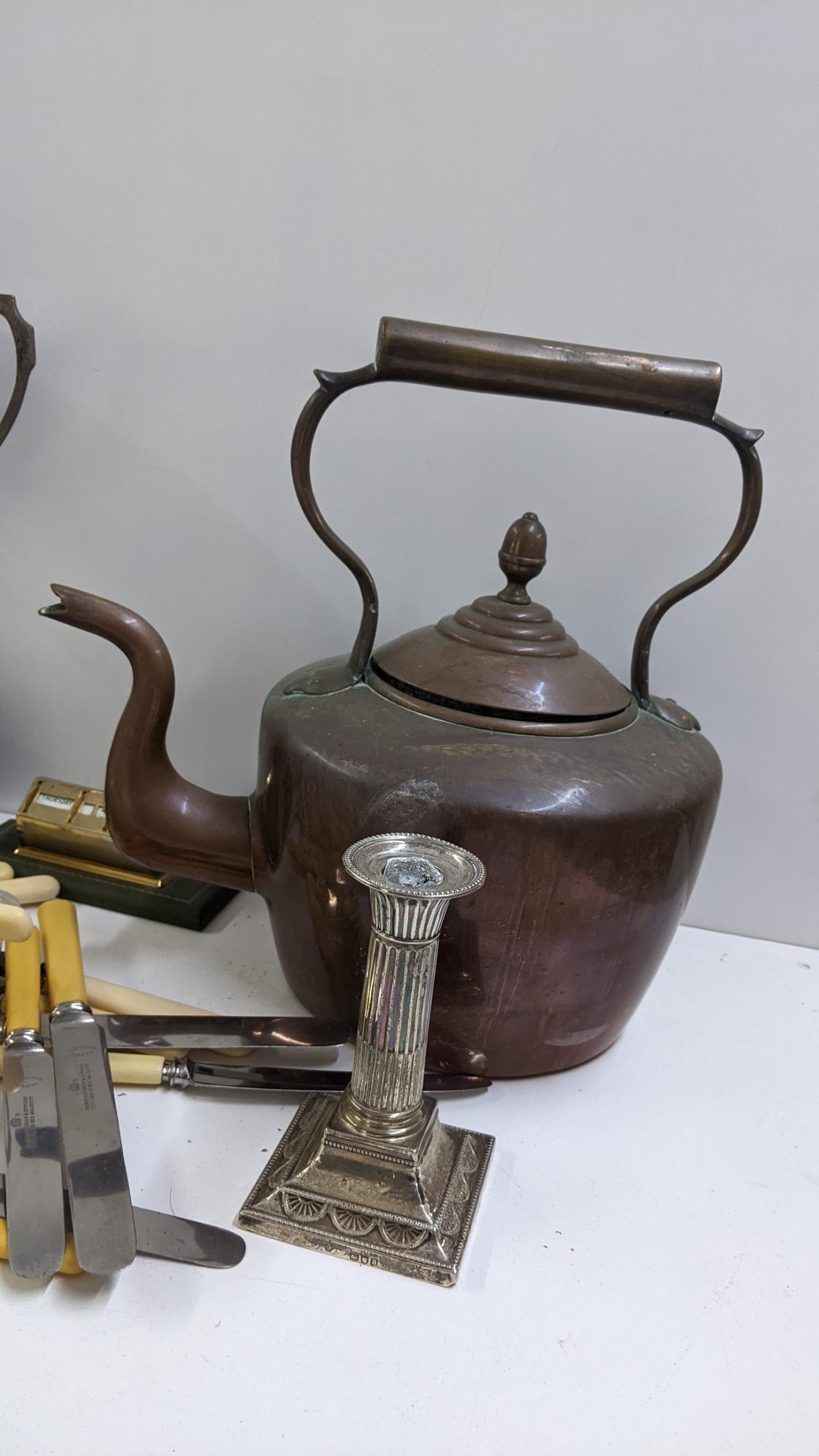 A mixed lot to include a Victorian copper kettle, silver Adams style candlestick, desk calendar - Image 3 of 6