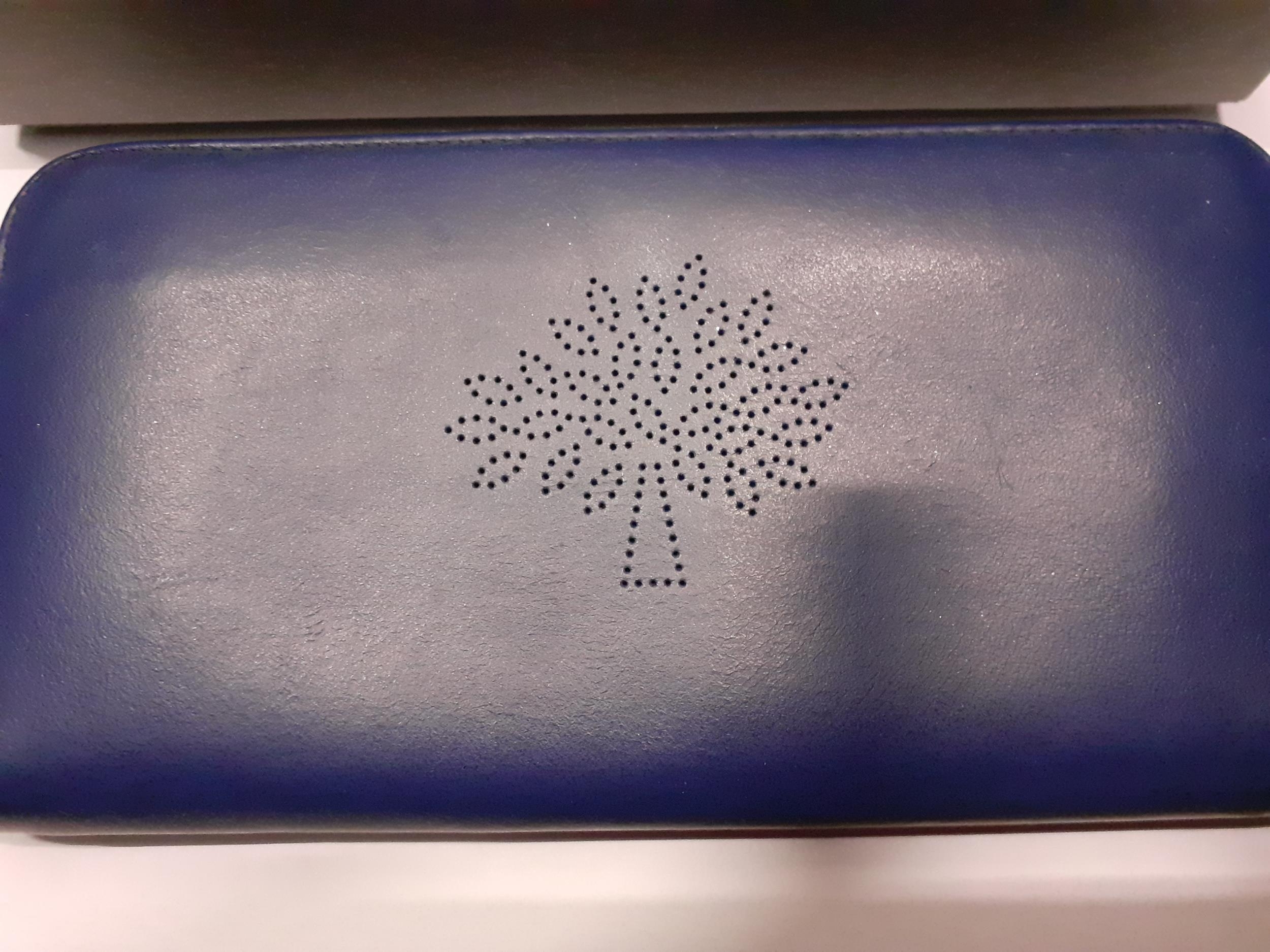 Mulberry- A mid blue leather purse having gold tone hardware and punched hole outline of the - Image 2 of 7