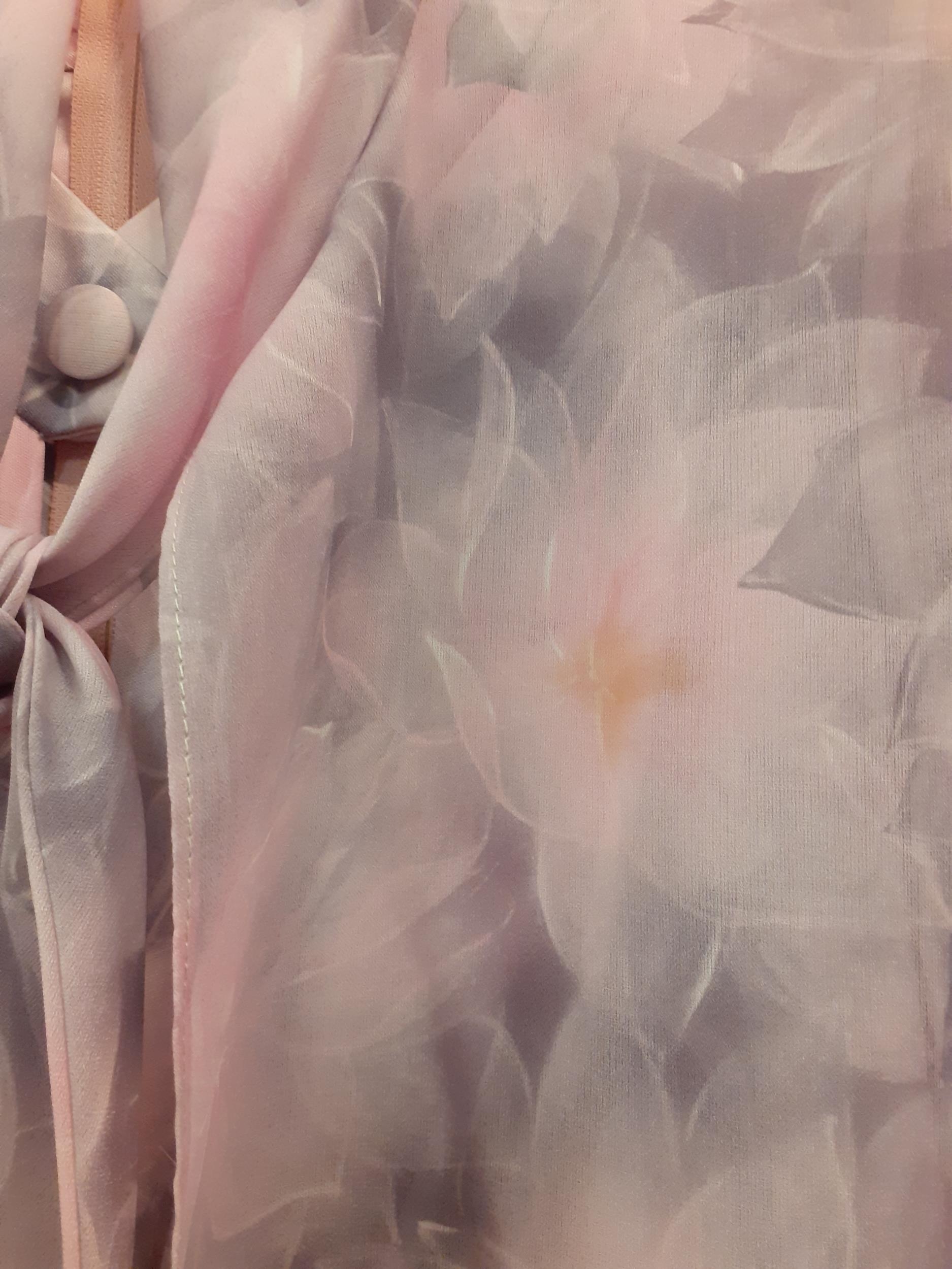 A quantity of 1970's and later ladies clothing to include a California pink and grey chiffon dress - Image 3 of 10