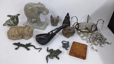A mixed lot to include an Incense burner in the form of a frog, a gilt metal lustre drop