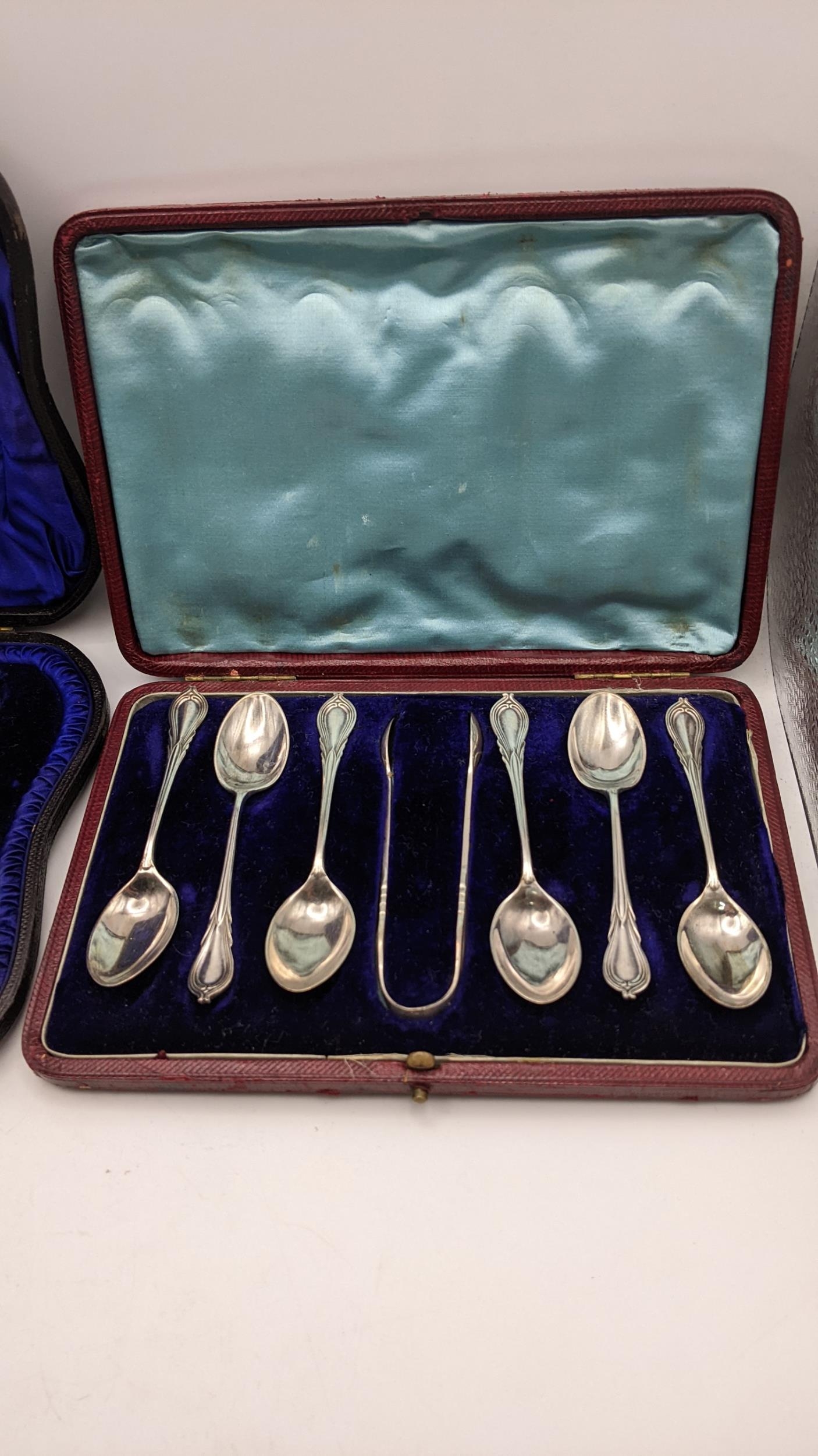 A set of silt gilt teaspoons with figural terminals and a set of six teaspoons and matching sugar - Image 2 of 3