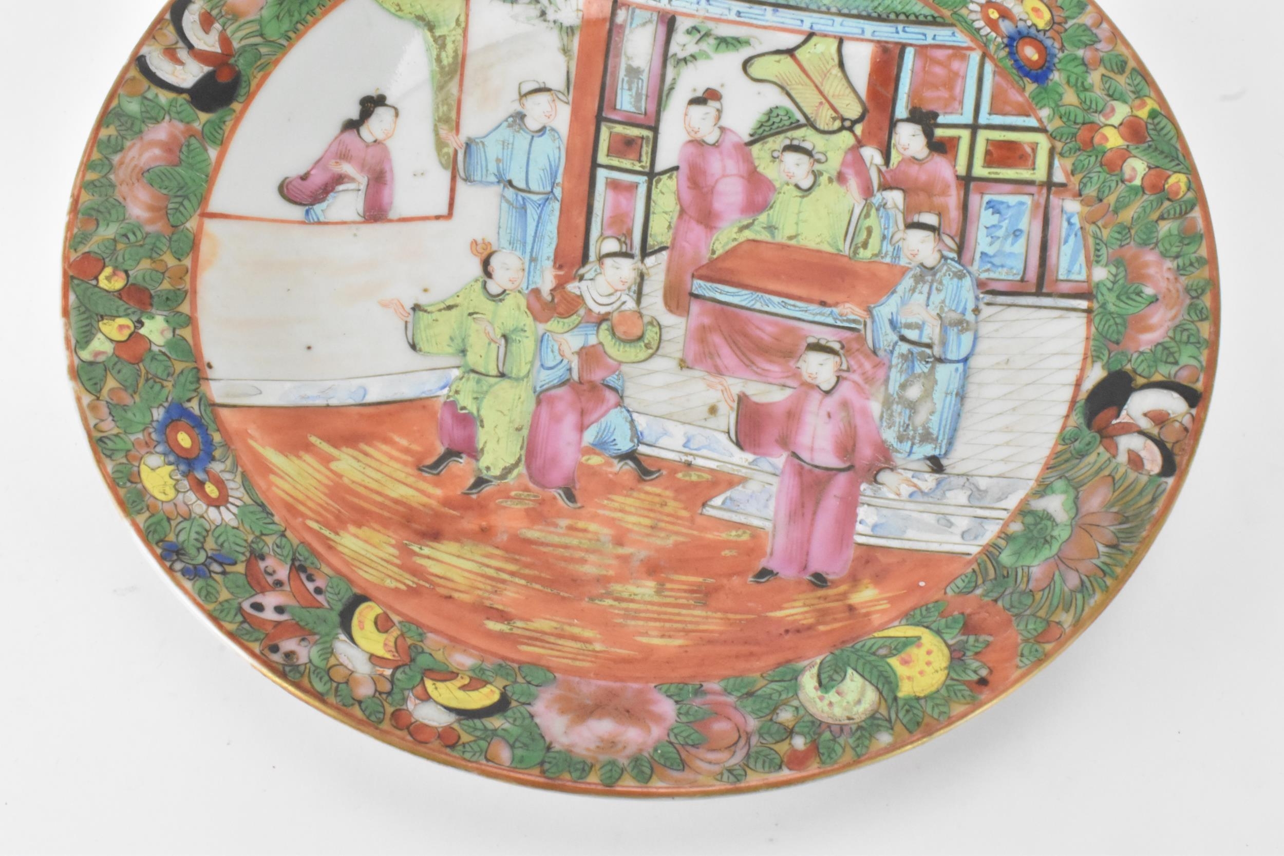 A pair of Chinese export Canton Famille Rose plates, Qing Dynasty, late 19th century, each decorated - Image 7 of 9