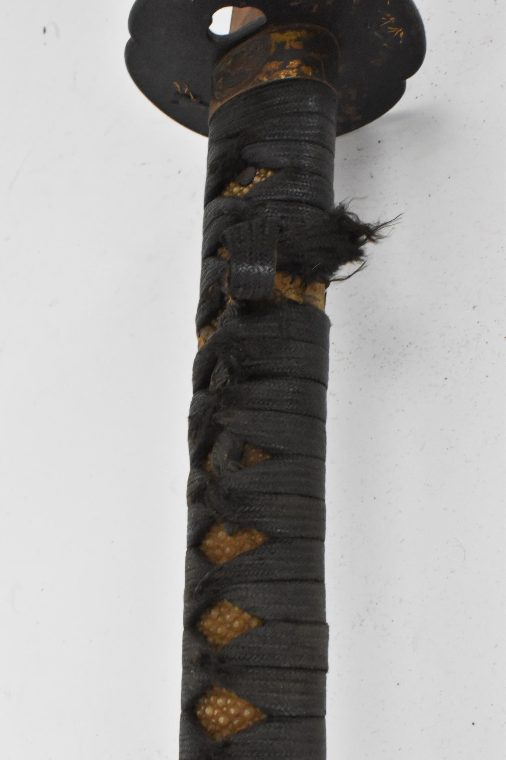 A Japanese Edo period, Sesshu (No) Ju Sukeharo saku sword, circa 1675, made by Sukeharo of Settsu - Image 8 of 21