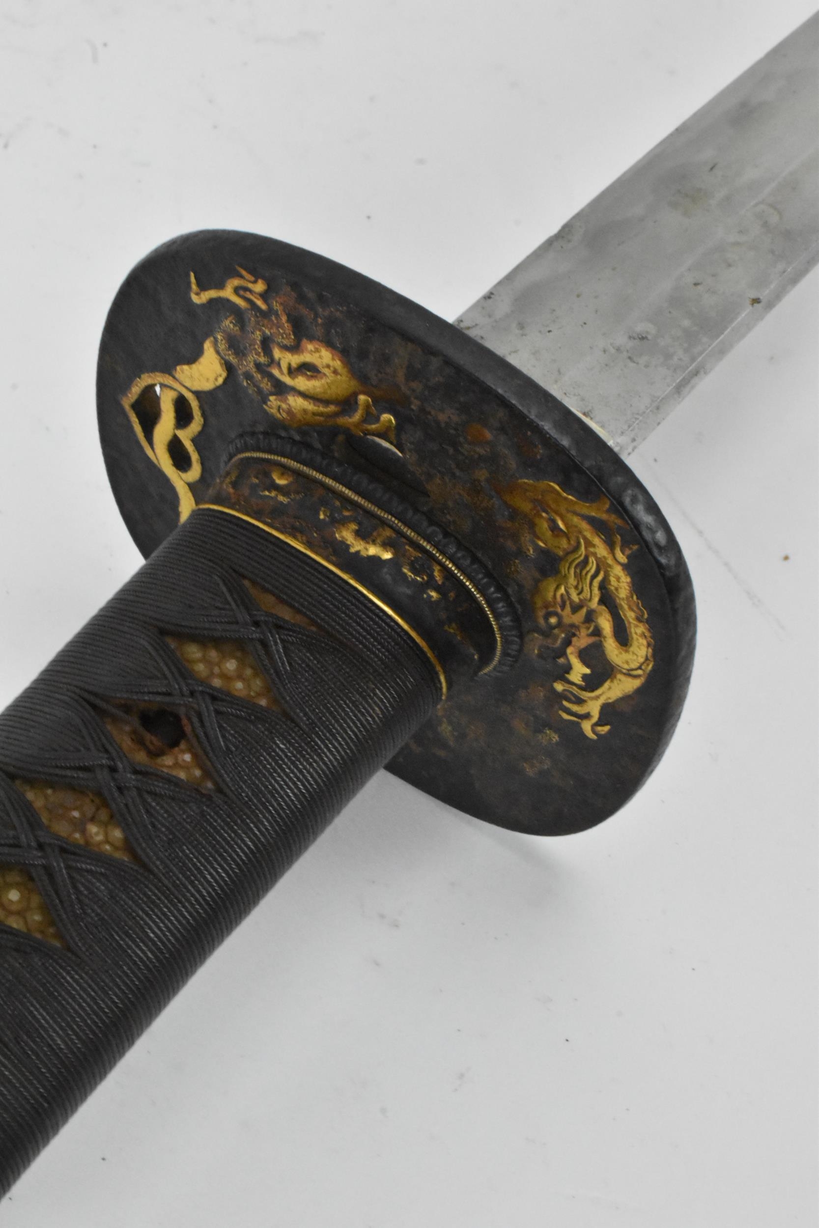 A Japanese Edo period, Inshu ju Kanetsugu saku sword, late 17th/early 18th century, made by - Image 19 of 21