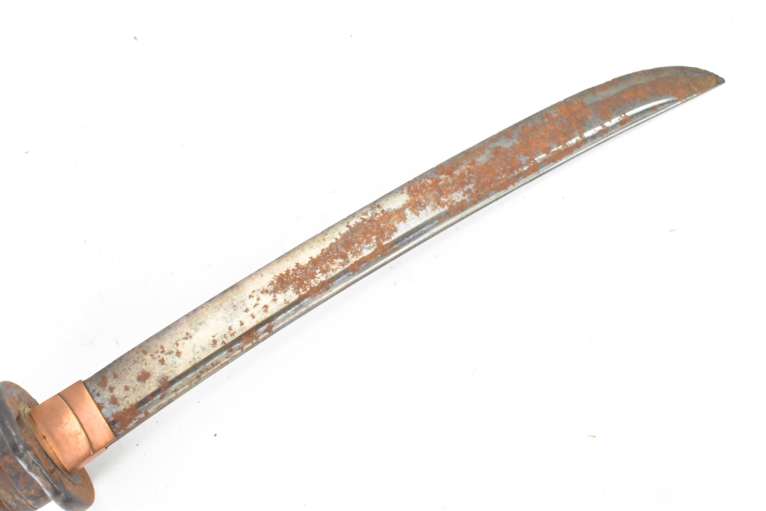 A Japanese wakizashi sword, steel blade, pierced tsuba, brown braid bound tsuka, shagreen handle, - Image 4 of 5