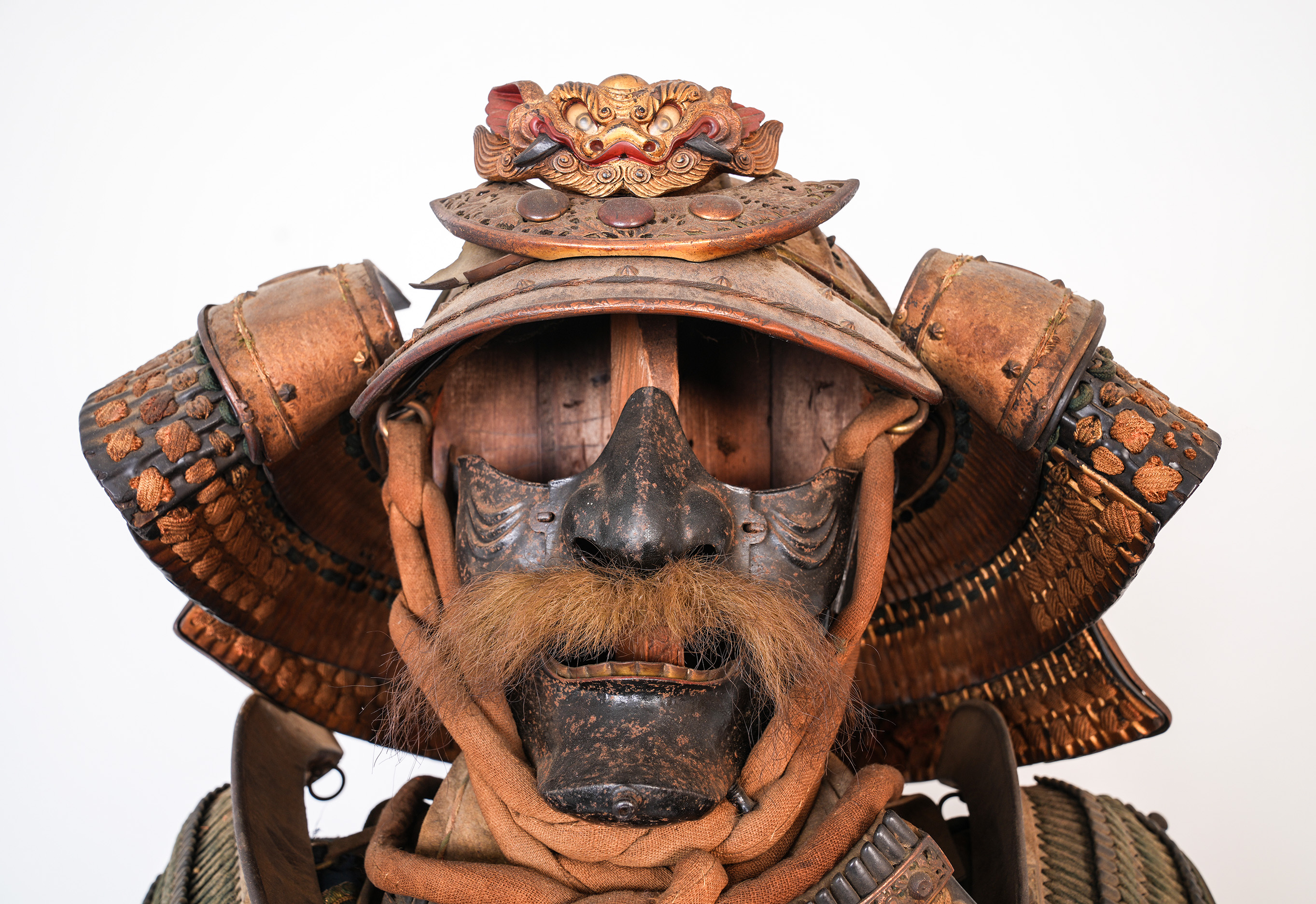 A Japanese 18th century Samurai Warriors Armour fitted with menpo facial armour, a kabuto helmet - Image 10 of 16
