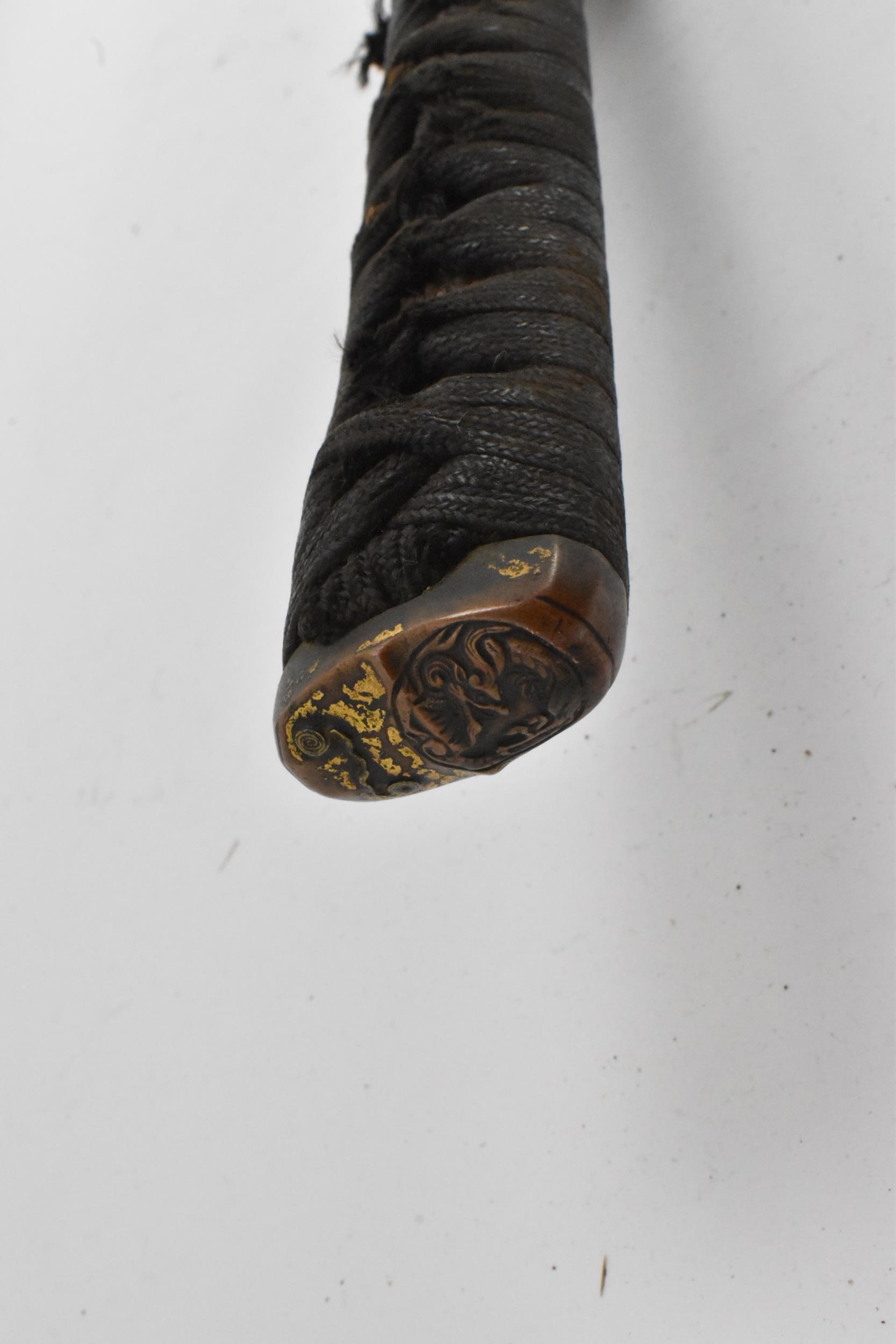 A Japanese Edo period, Sesshu (No) Ju Sukeharo saku sword, circa 1675, made by Sukeharo of Settsu - Image 3 of 21