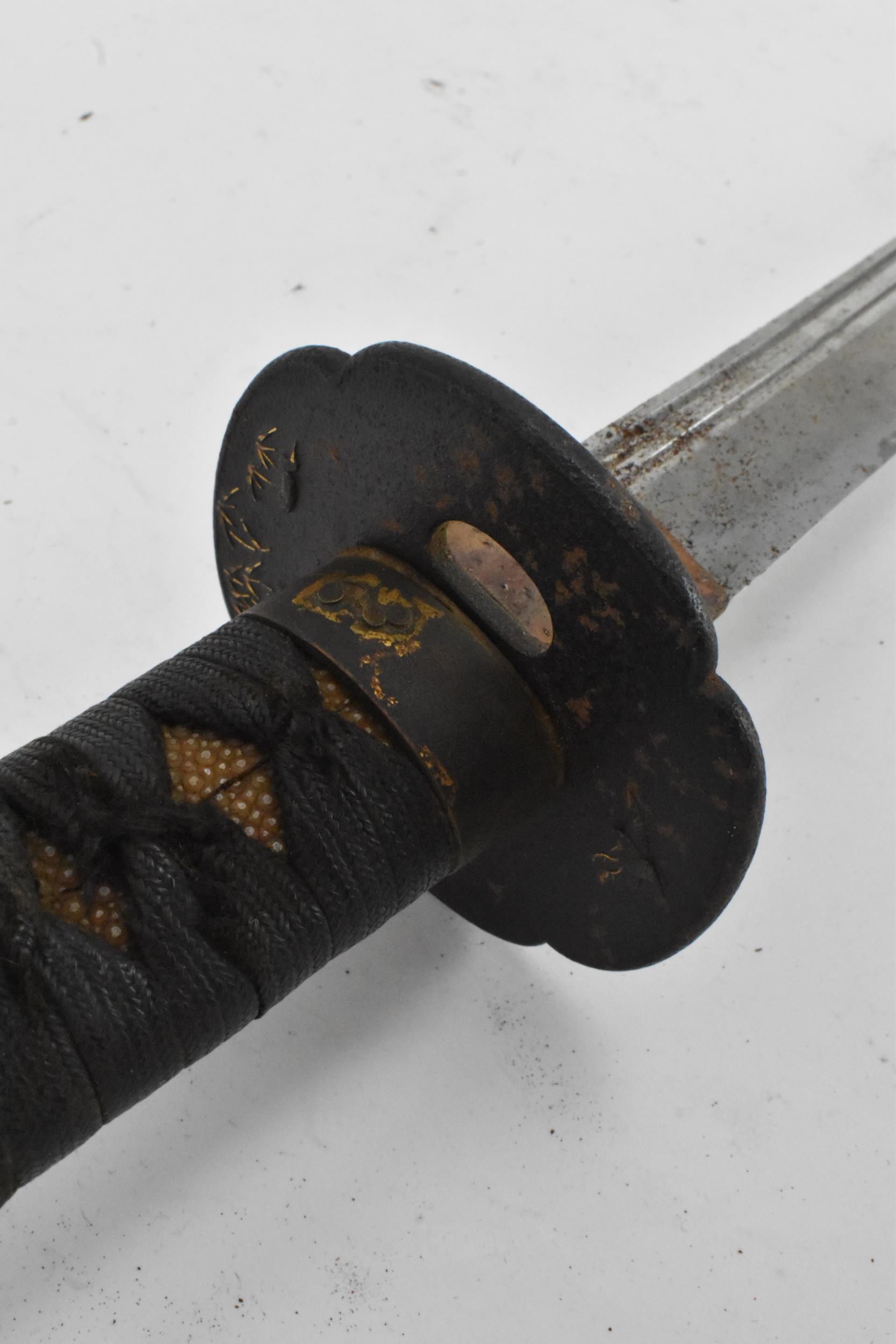 A Japanese Edo period, Sesshu (No) Ju Sukeharo saku sword, circa 1675, made by Sukeharo of Settsu - Image 6 of 21