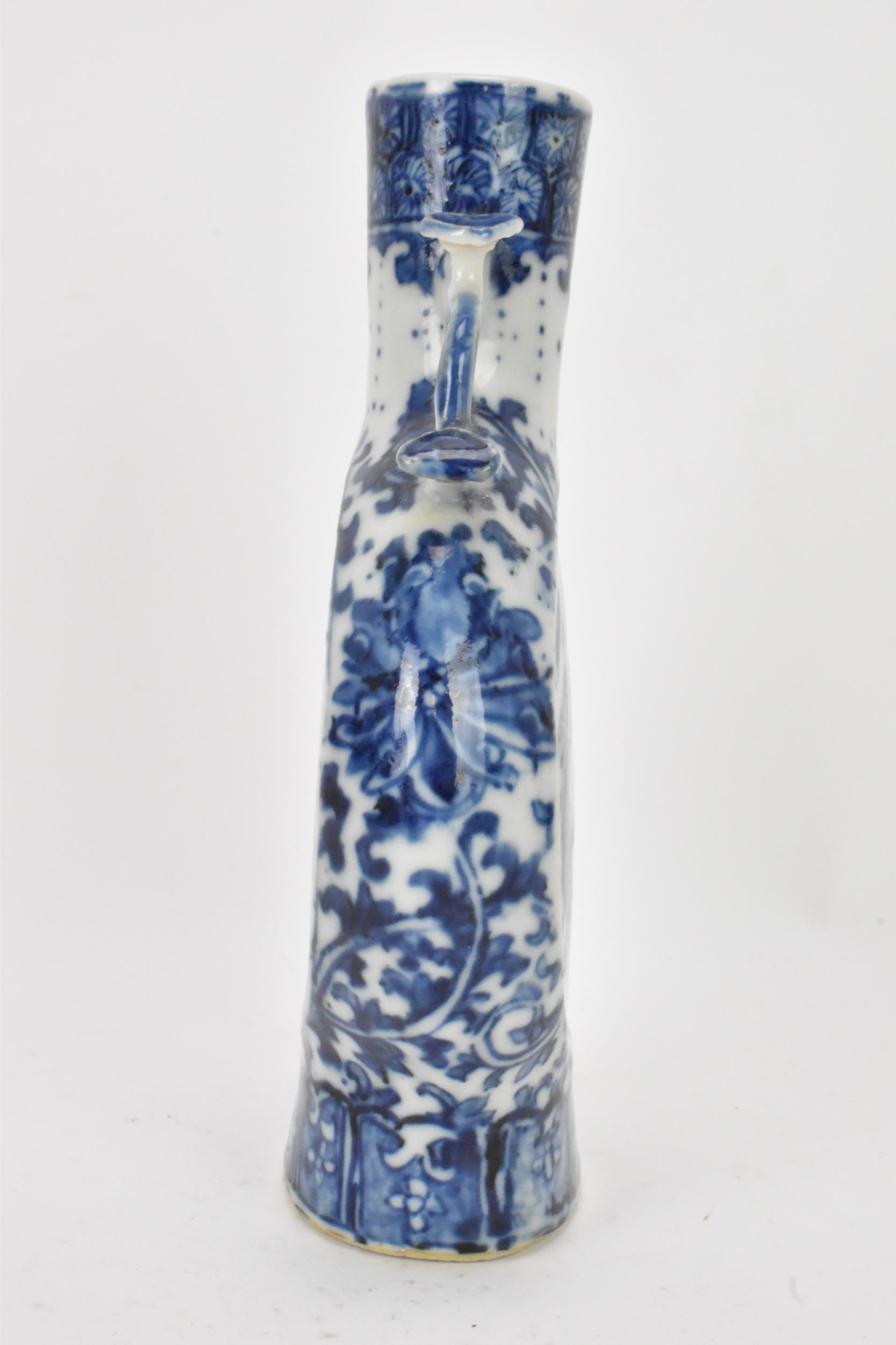 A Chinese blue and white moon flask, late Qing Dynasty, the central panels either side depicting - Image 4 of 6